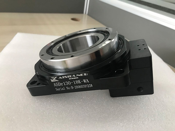 艾伺顿尔中空旋转平台减速机