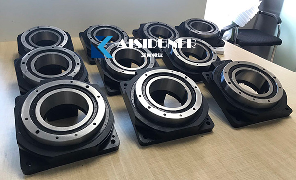 艾伺顿尔中空旋转平台减速机